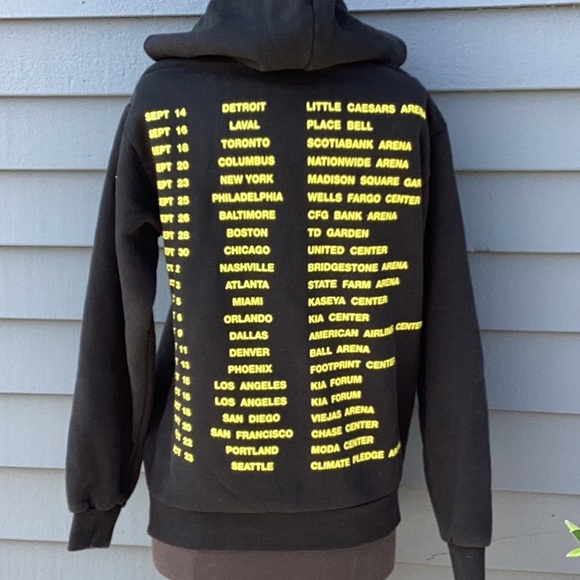 NWOT Charli XCX & Troye Sivan Tour Black Graphic Hoodie Small - Picture 3 of 7